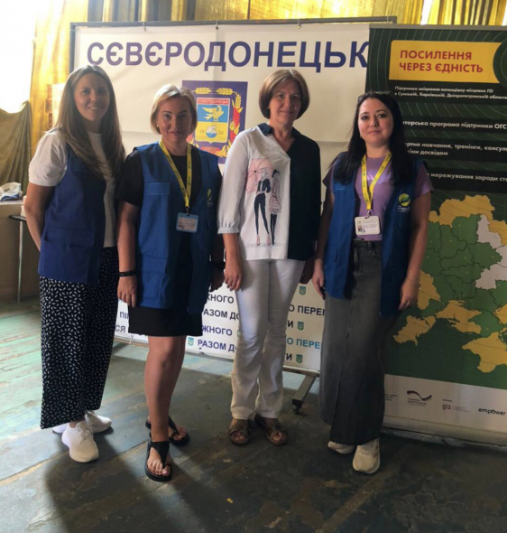 Благодійники передали гігієнічні набори родинам Сіверськодонецької громади Благодійники передали гігієнічні набори родинам Сіверськодонецької громади