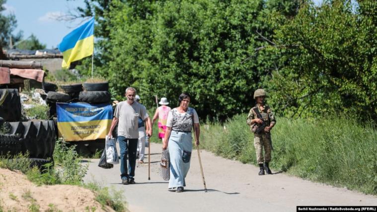 Гайдай змінює Комарницького. Що за перестановки у владі Луганщини 