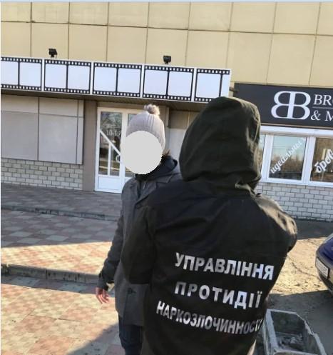 На Луганщині затримано збувача психотропів за схемою схованок