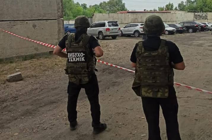 В Северодонецке возле здания СБУ обнаружено взрывное устройство