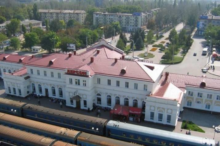 "Укрзалізниця" продлила маршрут поезда "Лисичанск-Днепр" до Херсона