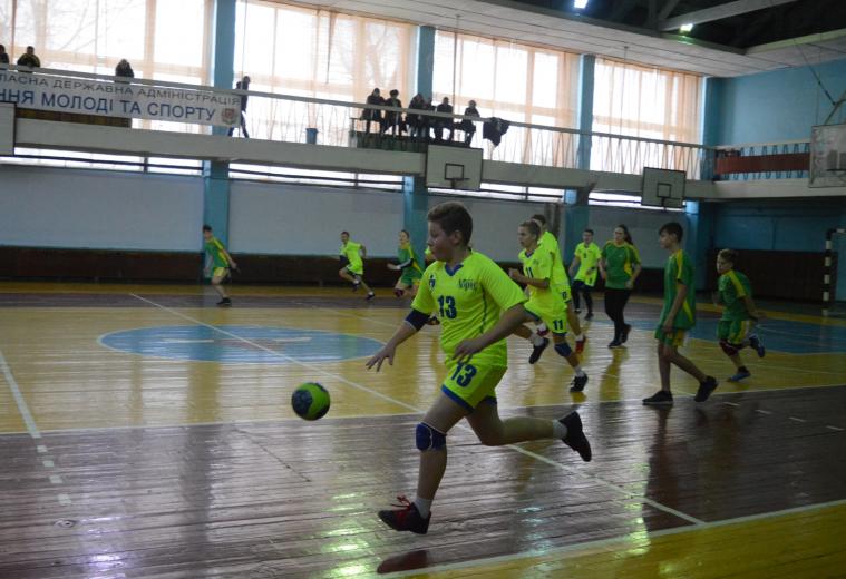 У Сєвєродонецьку відбувся чемпіонат Луганської області з гандболу