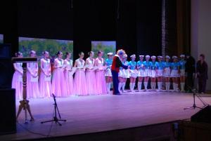 Луганський обласний академічний український музично-драматичний театр долучився до святкування Міжнародного Дня захисту дітей.