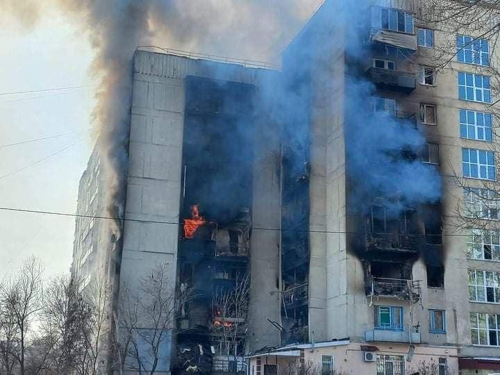 У Сєвєродонецьку, Рубіжному та Попасній палали десятки будинків