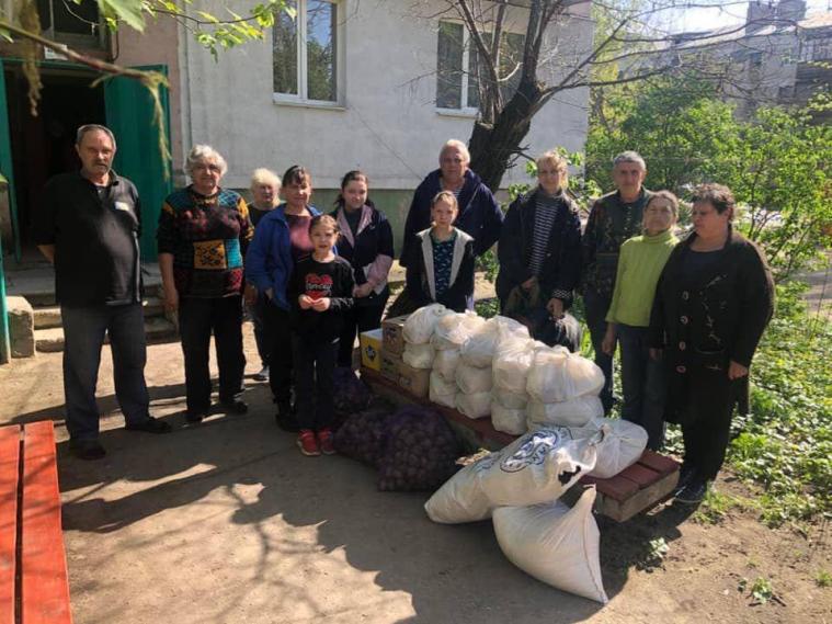 Евакуація 27 квітня: з Попасної вивезли 58 людей, сєвєродончанам розвезли їжу