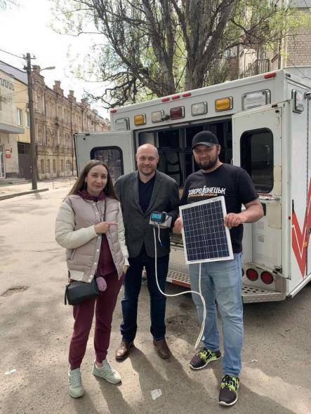 Тепер мобільник у бомбосховищах Луганщини можна «зарядити від Сонця»