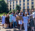 Сєвєродончани допомогли влаштувати в Дніпрі  незвичну акцію до Дня Конституції України