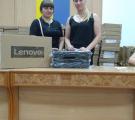 Вчителі-переселенці з Сєвєродонецька та Лисичанська отримали ноутбуки для роботи