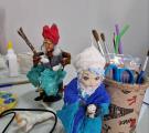 У гумхабі у Києві луганські переселенці виготовляють ексклюзивні іграшки (ФОТО)