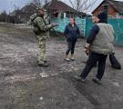 Луганські поліцейські допомагають жителям деокупованої Харківщини