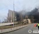 У Києві знайшли загиблих під завалами багатоповерхівки, куди влучила російська ракета (ФОТО)
