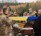 В Ірпені поховали загиблого військового з Луганщини Вадима Лихацького