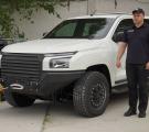 Броньовані автівки та квадроцикл: Луганська ОДА передала техніку поліцейським