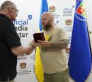 Медикам Луганщини вручили обласні відзнаки 
