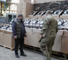 Луганщина підтримала військових: на фронт передали позашляховики та дрони