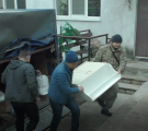«То выборы, то локдаун»: Погорельцам под Северодонецком помогают в основном волонтеры и верующие