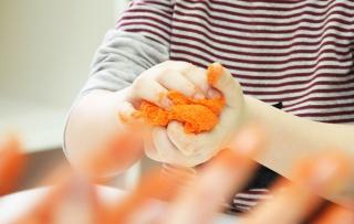 Клуб детской психологии и развития "Ухтышка": лепка из солёного теста