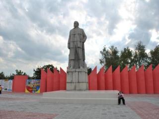 Про символи комуністичного Донбасу