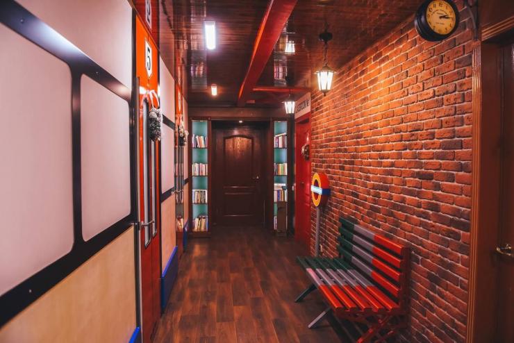 «English club»