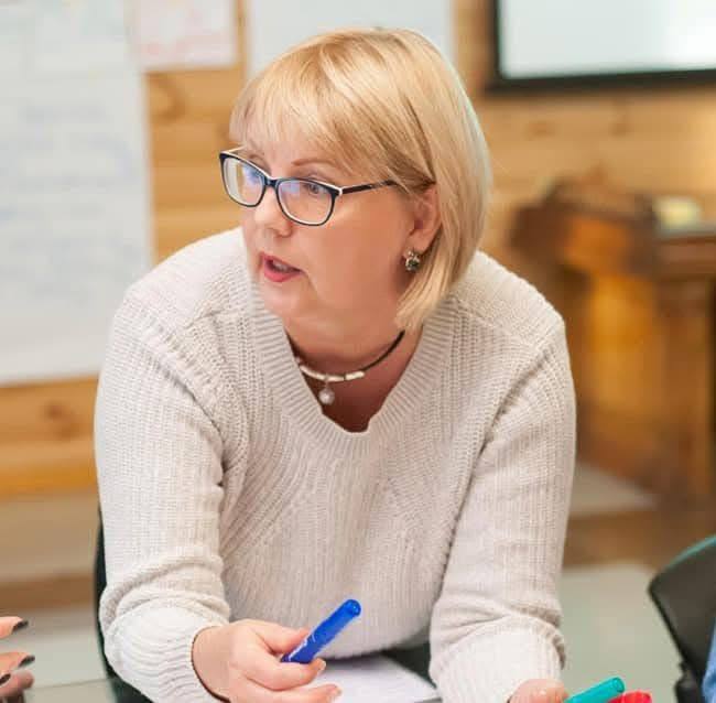  Олена Агафонова