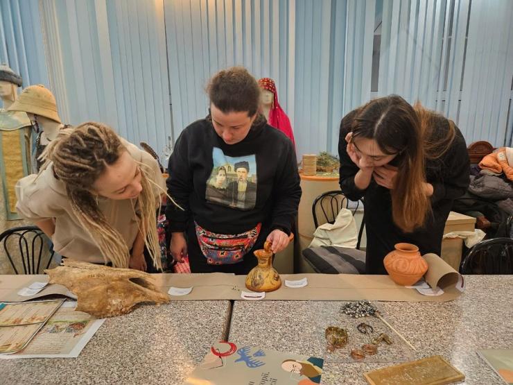 "Спогади в коробках"