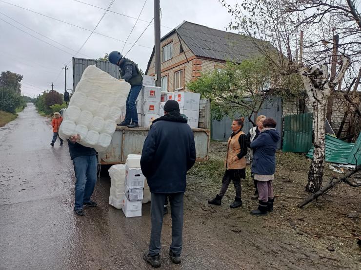 Роздача гуманітарної допомоги в Куп'янську